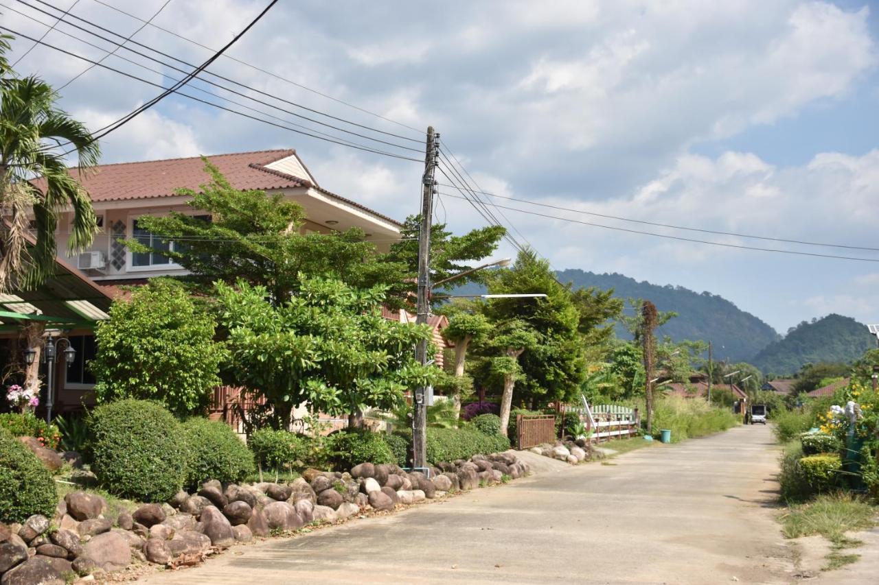 Darunee Resort Nakhon Nayok Exterior photo